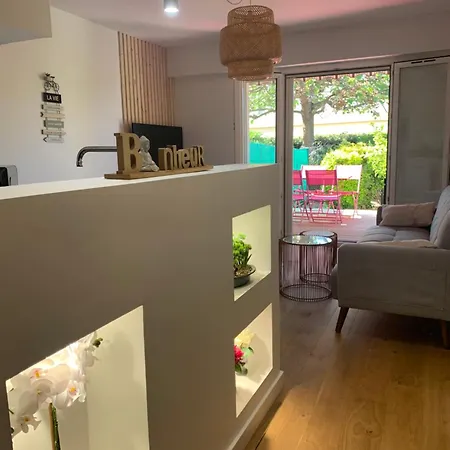 Beau T2 Avec Jardin Fréjus