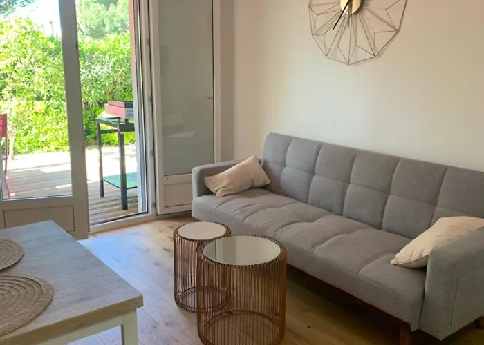 Beau T2 Avec Jardin Апартаменты